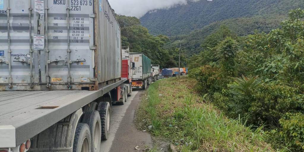 Carretera nueva entre Cochabamba y Santa Cruz continúa bloqueada