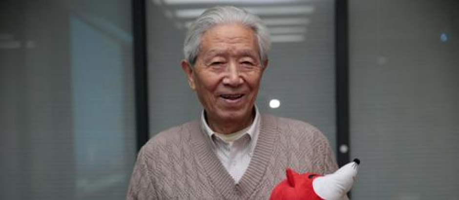 Muere médico chino que reveló que  Beijing ocultaba primer caso de covid-19