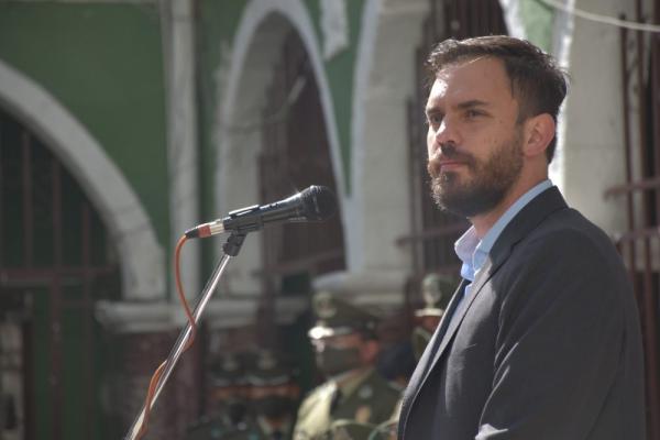 Gobierno confirma proceso a 26 policías