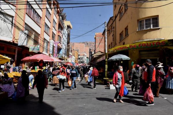 Compras en mercados según carnet  y reducción de transporte público