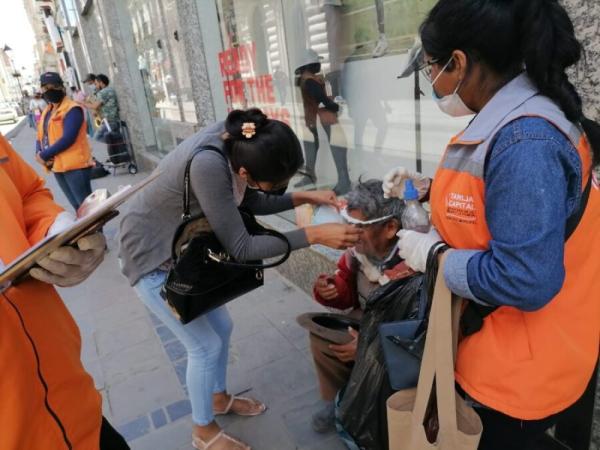 Plan de salud beneficia a adultos mayores en Tarija