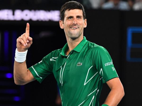 Djokovic lucha contra el resto del mundo en Australia