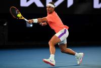 Nadal pasa invicto a octavos en Australia