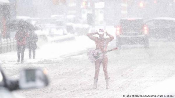 Tormenta de nieve "sin  precedentes" afecta a EEUU