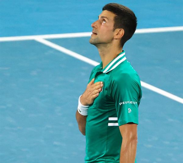 Djokovic “sobrevive”