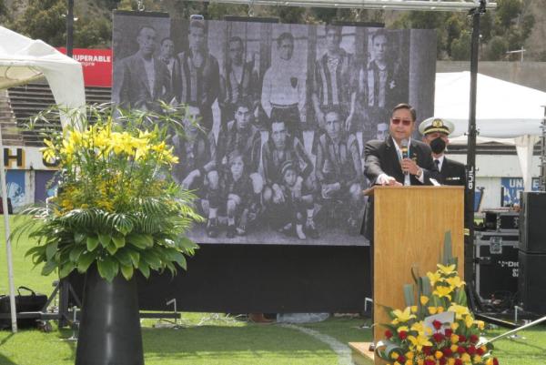 “El oro y negro son  nuestros colores originales”