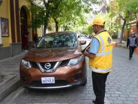 Estacionamientos tarifados suspendidos en tres zonas