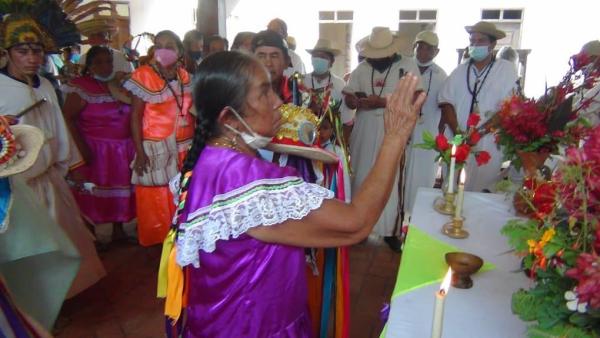 Pueblo mojeño celebró con fe la Santísima Trinidad