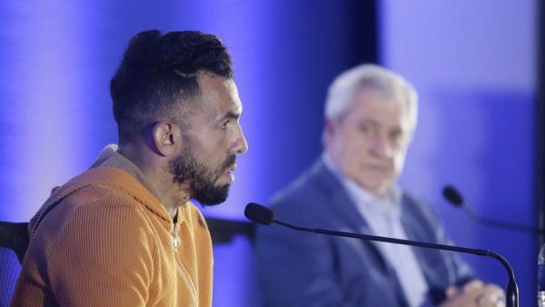 Carlos Tevez se va de Boca Juniors entre lágrimas