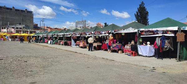 “Festillama” en Campo Ferial de El Alto