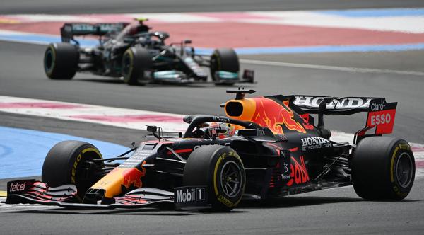 Verstappen conquista Francia