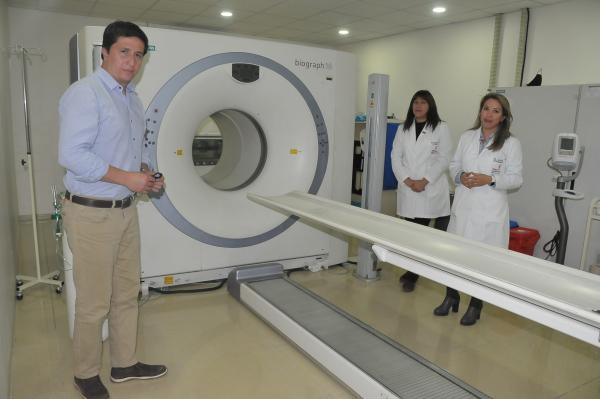 Crean protocolo boliviano para tratamiento del cáncer uterino