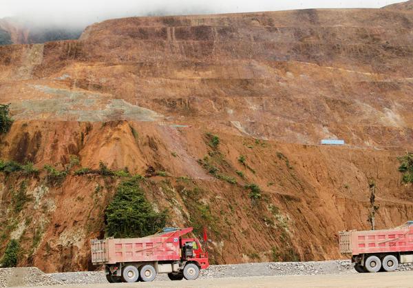 Ecuador debe ofrecer marco legal  «seguro» para inversión minera