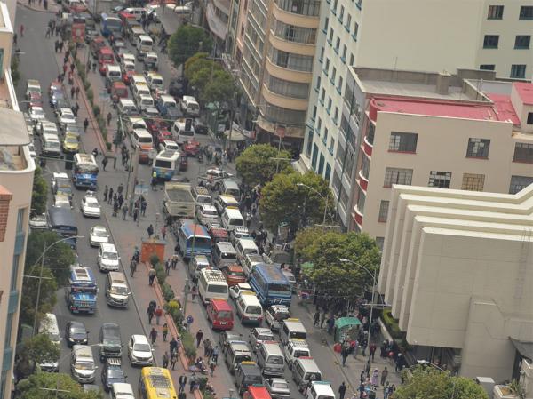 Contaminación del aire en  La Paz por varios factores