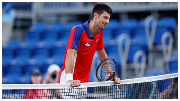 Djokovic: ni cal ni arena, sólo puro lamentos en Tokio