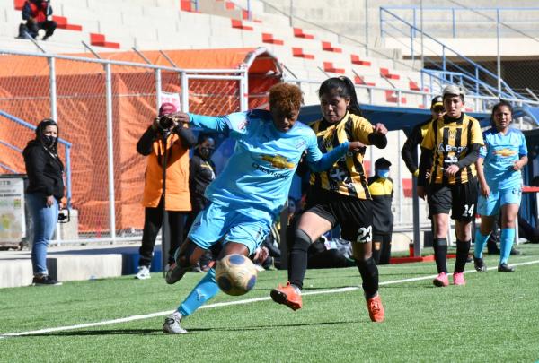 Bolívar o ABB, uno de los dos reinará el fútbol femenino