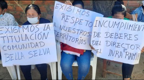 Bloqueo de indígenas del Beni en demanda de titulación