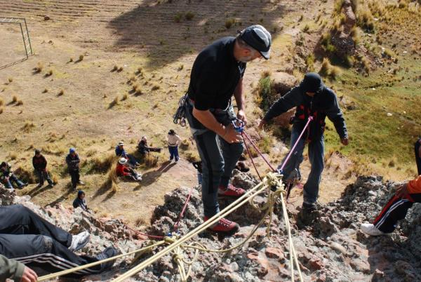 Jóvenes se profesionalizan en Turismo de “Aventura”