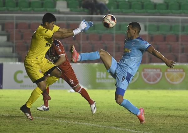 Bolívar logra un empate con sabor a poco ante Pari