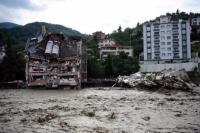 64 muertos por inundaciones en Turquía