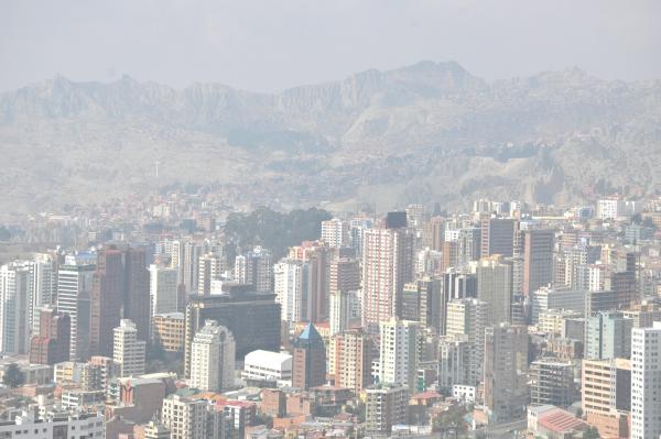 Tres sistemas para medir  calidad del aire en La Paz