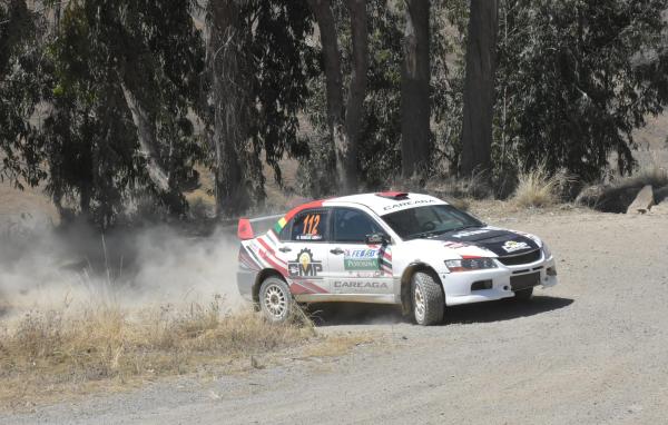 Los Careaga dominan en el Lago Sagrado