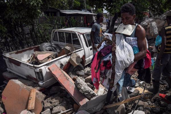 Terminan búsqueda de  supervivientes en Haití