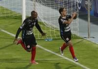 Independiente remonta y gana a Wilster