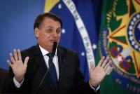 Denuncian a Bolsonaro por   crímenes contra la humanidad