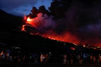 España se compromete a  apurar ayuda para La Palma