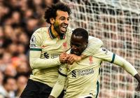 Salah humilla a Manchester United con un triplete