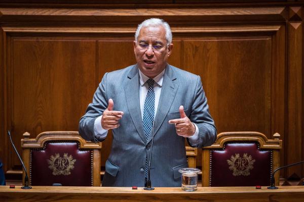 Parlamento de Portugal rechaza  presupuestos del Gobierno