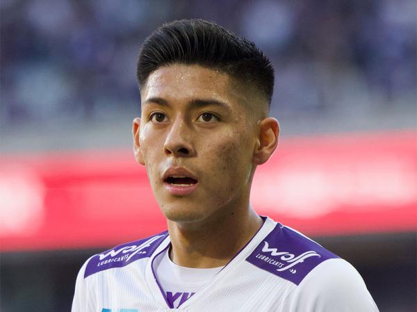 Vaca grita su primer gol con el Beerschot