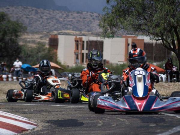 Cochabamba recibe la última fecha nacional de karting