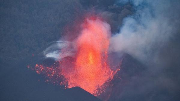 Volcán causa daños  en 1.000 hectáreas