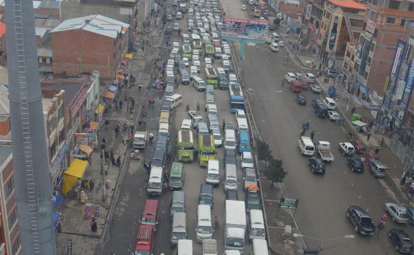 Transporte público se adhiere  al paro indefinido de mañana