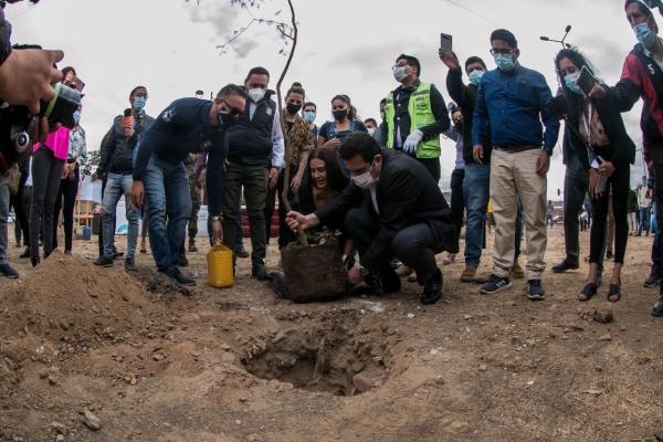 Comienza plan de forestación en  Costanera Sud de Cochabamba