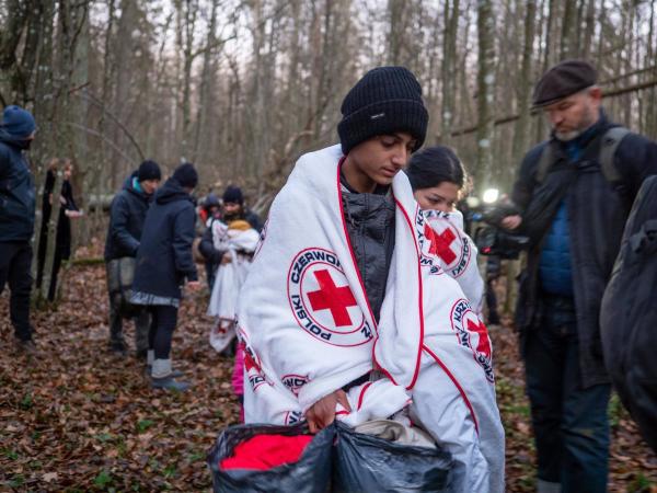 ONU y Cruz Roja llevan ayuda a  migrantes atrapados en Bielorrusa