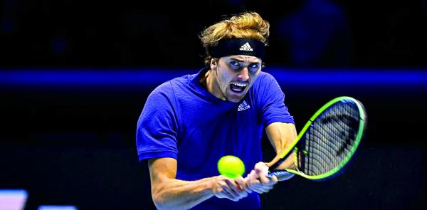 Zverev se titula de nuevo como Maestro