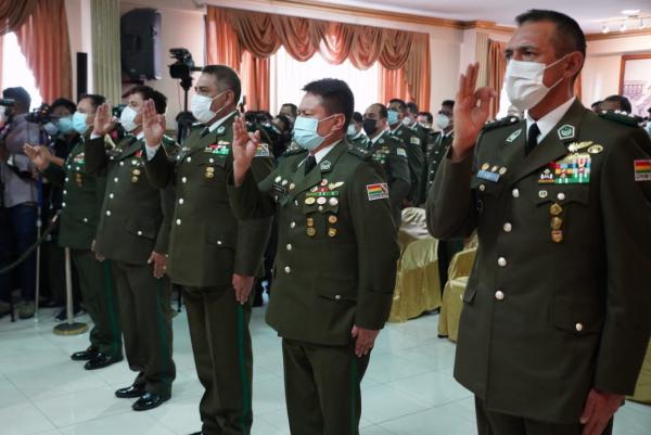 Posesionan al Estado Mayor  y directores de la Policía