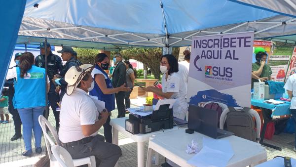 Feria atiende a población en  15 especialidades médicas