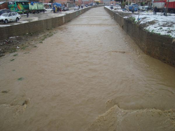 Caudal de agua de cinco ríos sube en un 80 %