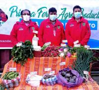 Agropecuarios mayoristas  en campo ferial de El Alto