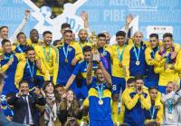 Boca se queda con la Maradona Cup