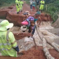 Continúa la alerta naranja en  7 departamentos por las lluvias