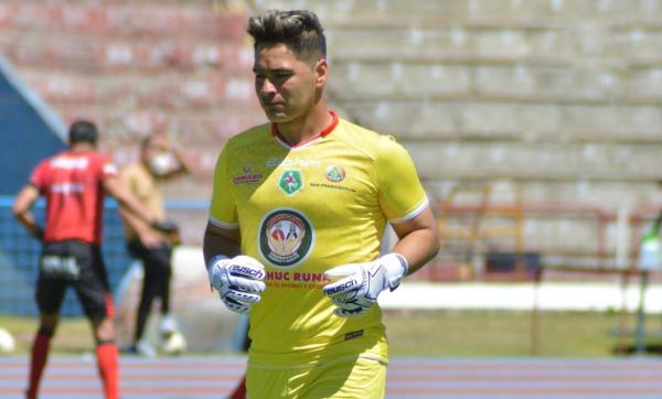 Universitario recibe a Real Potosí,  a 90 minutos de la gloria