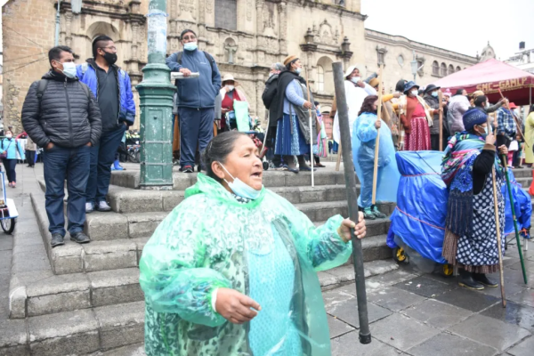 Surge controversia por feria  navideña en San Francisco