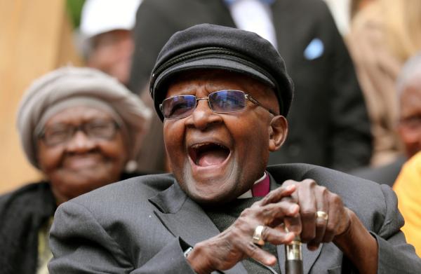 Muere arzobispo Desmond Tutu