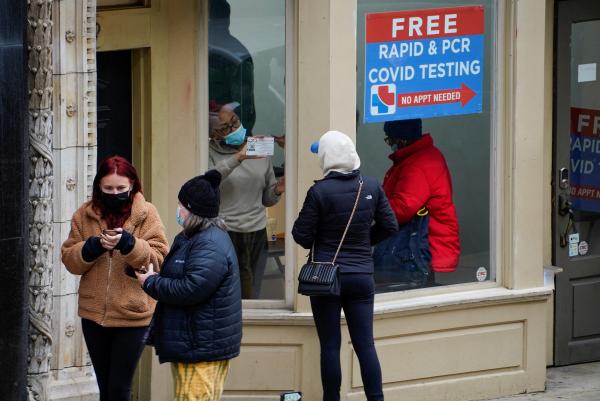 Covid-19 detiene otra vez  celebraciones de Año Nuevo