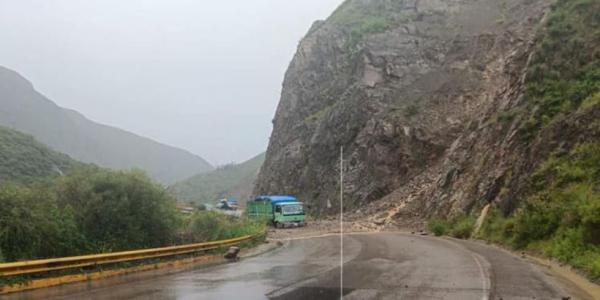 Lluvias generan al menos  tres derrumbes en el Chaco